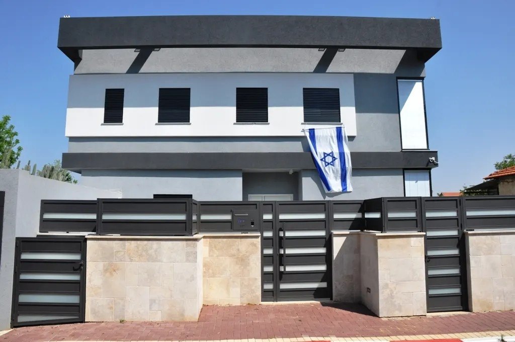 עו"ד ונוטריון אילן עמוס – גלריה – 1