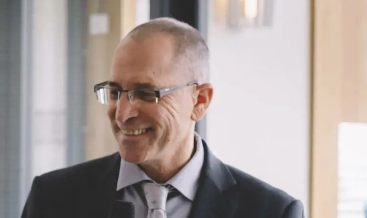 "מערכת המשפט בישראל מגלה לעתים קרובות מידת רחמים מופרזת" – ראיון עם עו"ד רז בן ארצי