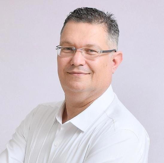 עו"ד רונן אבניאל, מומחה בתחום הביטוח הלאומי