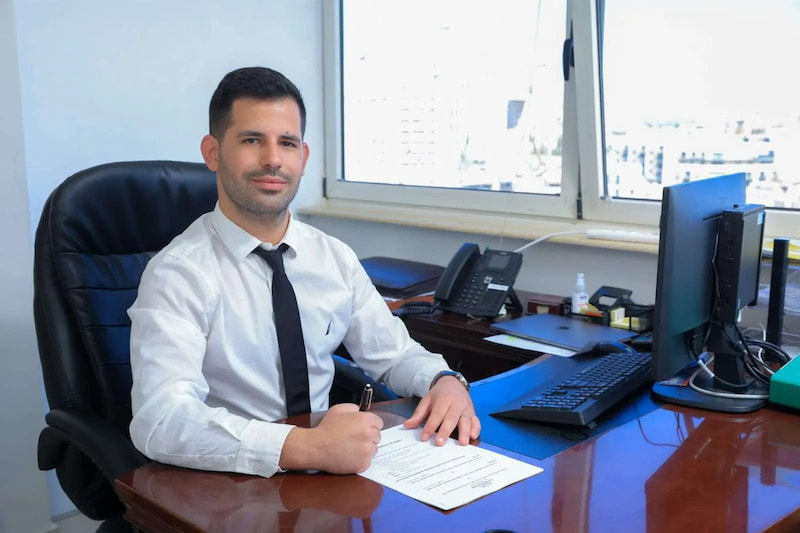 פוסט אחד יותר מדי: מתי ביקורת על עסק ברשתות החברתיות נחשבת ללשון הרע?