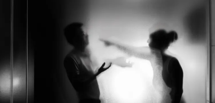 שברתם צלחת בוויכוח? שלחתם 100 הודעות? אתם עלולים לשבת בכלא