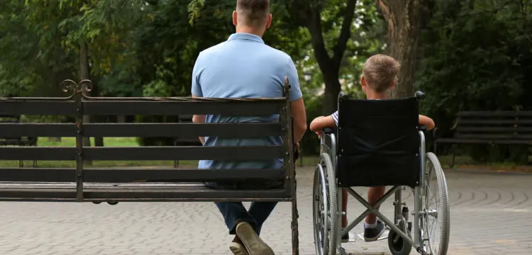 היחס בין קצבת נכות של קטין לבין דמי המזונות שנתבעים עבורו