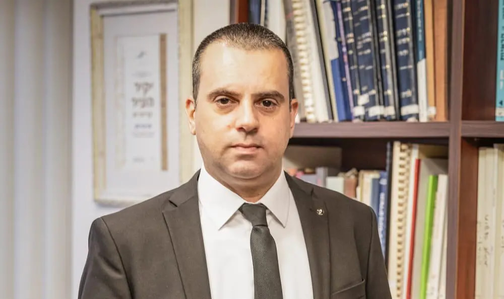 מהפכה ביחסי עבודה: פסק דין תקדימי מעניק לעובדים זכות להתאגד באופן עצמאי