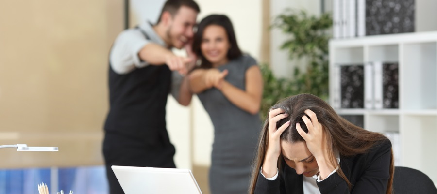 עבודה: ביקורת לגיטימית או לשון הרע?