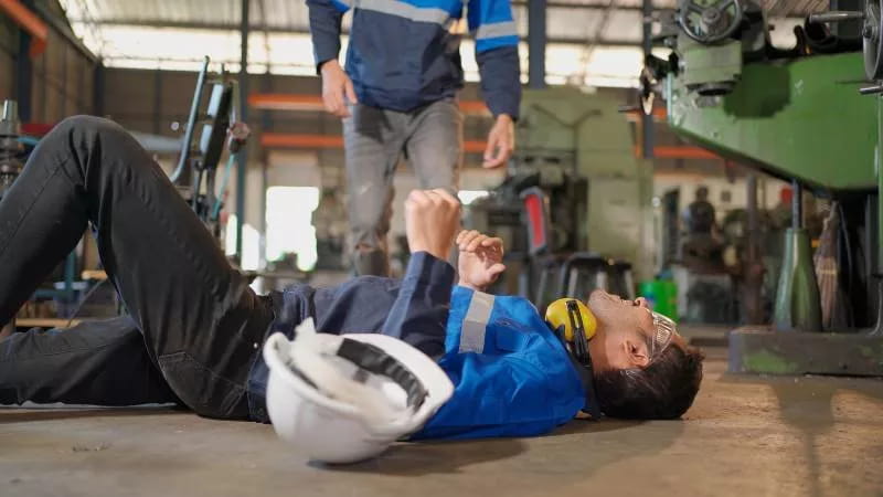 תאונת עבודה – גם באתר בנייה וגם במשרד(1)