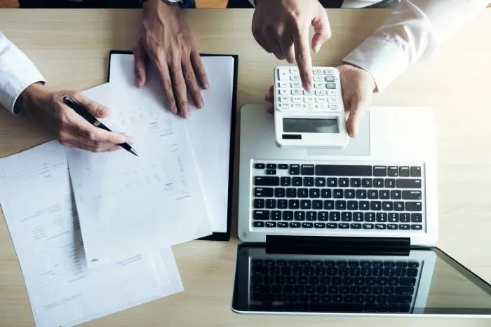 מעבר למספרים: תלוש שכר חוקי ותקין הוא התשתית ליחסי עבודה בטוחים