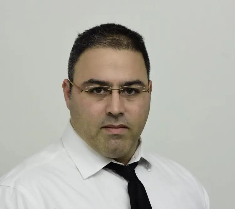 עו"ד דוד עשור